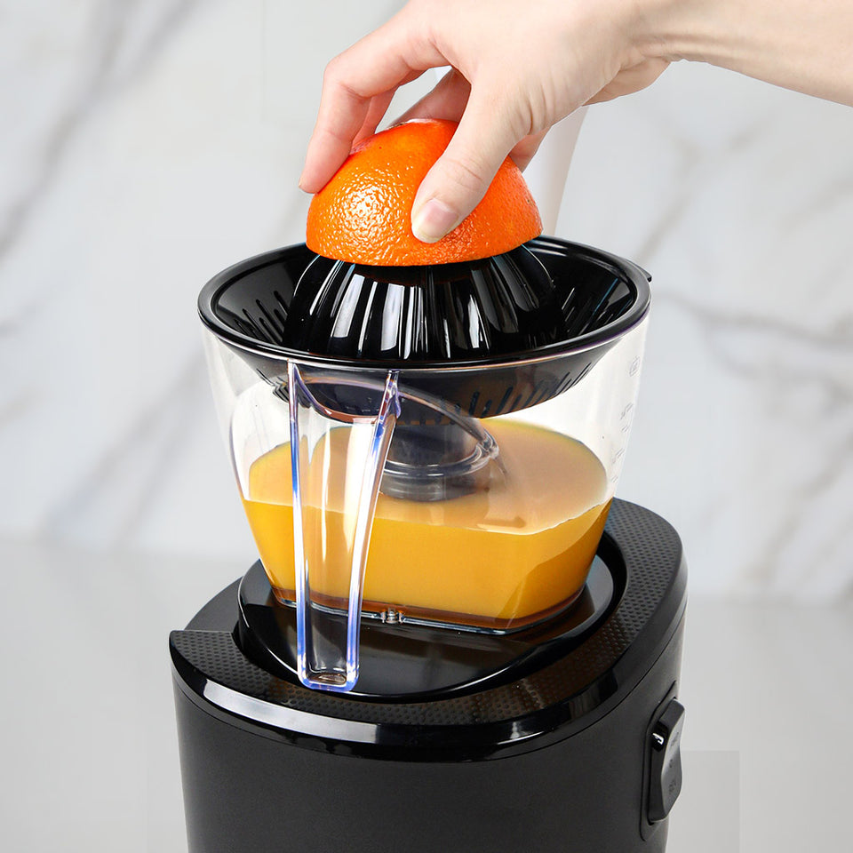 Kuvings REVO830 with Strainers