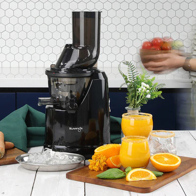 Kuvings B1700 with Strainers